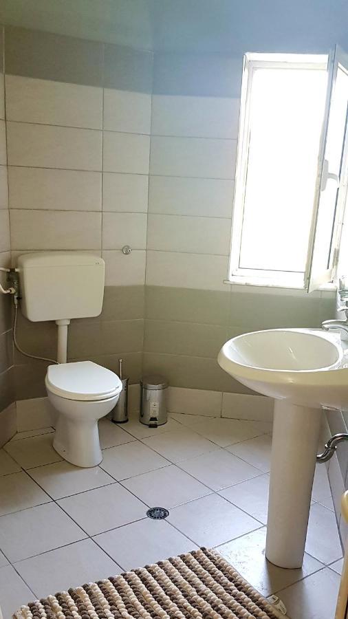 Home Flori&Vili Shkoder Luaran gambar